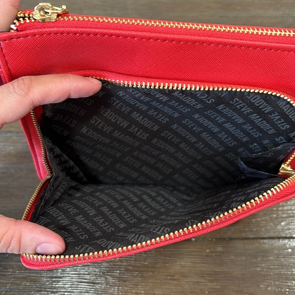 Steve Madden crossbody bag - Picture 3 of 7